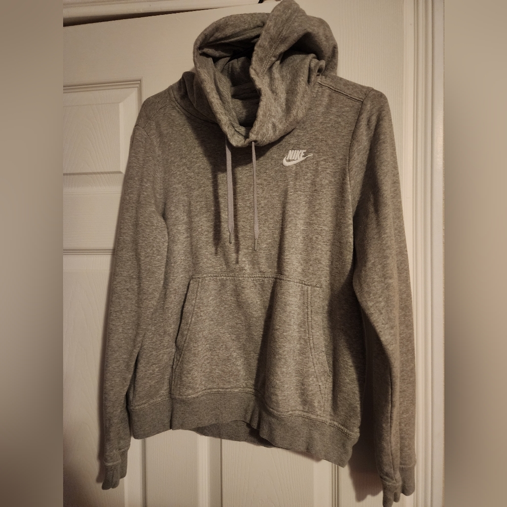 gray funnel neck nike hoodie women’s
